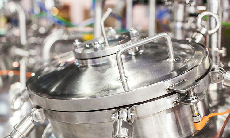 pharmaceutical-manufacturing-crystal-kwok-750px.png
