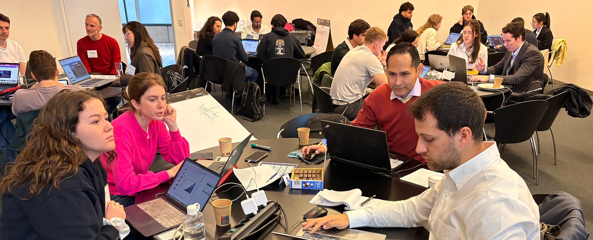 Hack-the-Hackathon---Insights-and-Winning-Strategies-1900px.png