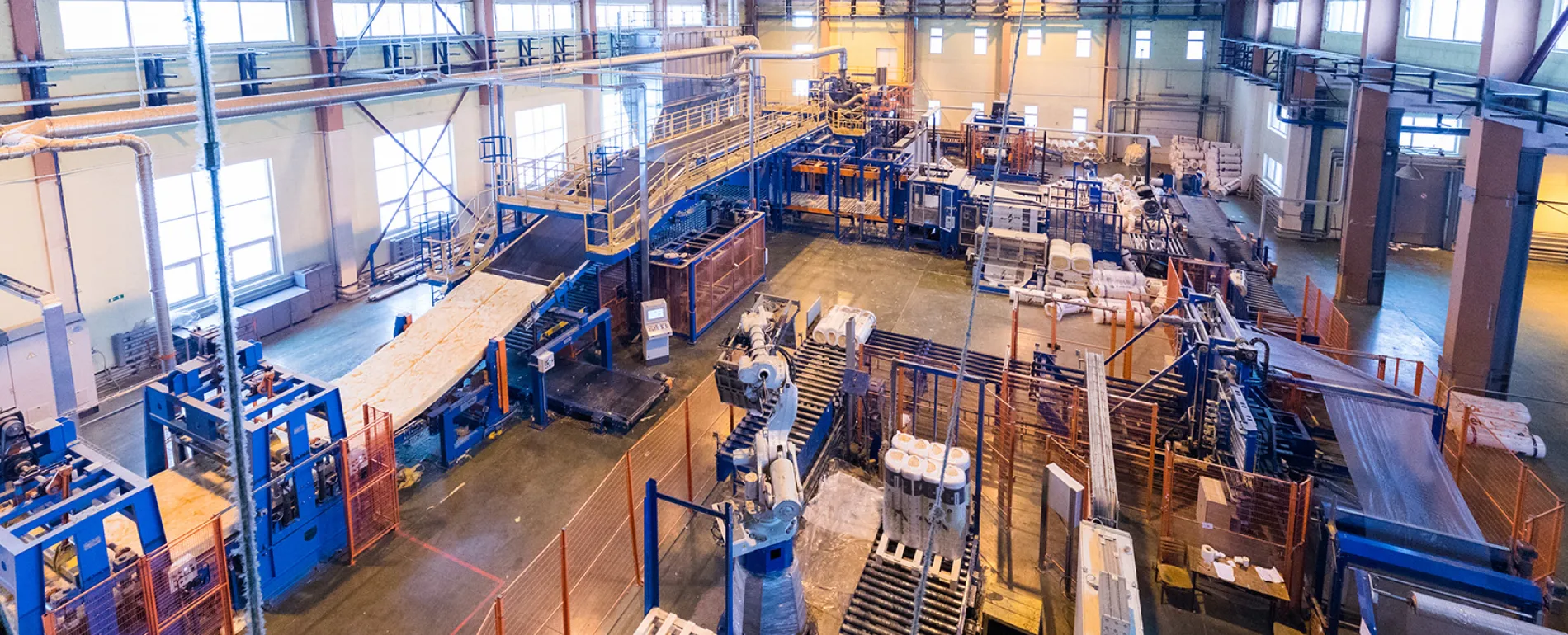 factory-workshop-interior-machines-glass-production-background-1900px