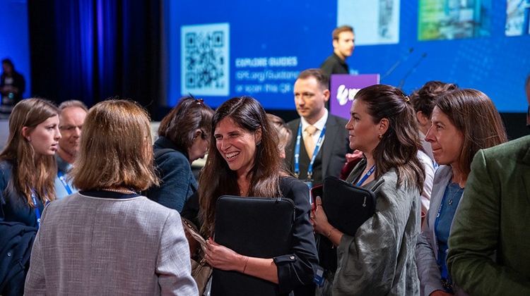 ISPE-conference-attendees